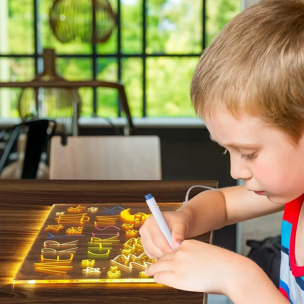MagicBoard – Świecąca tablica do rysowania LED